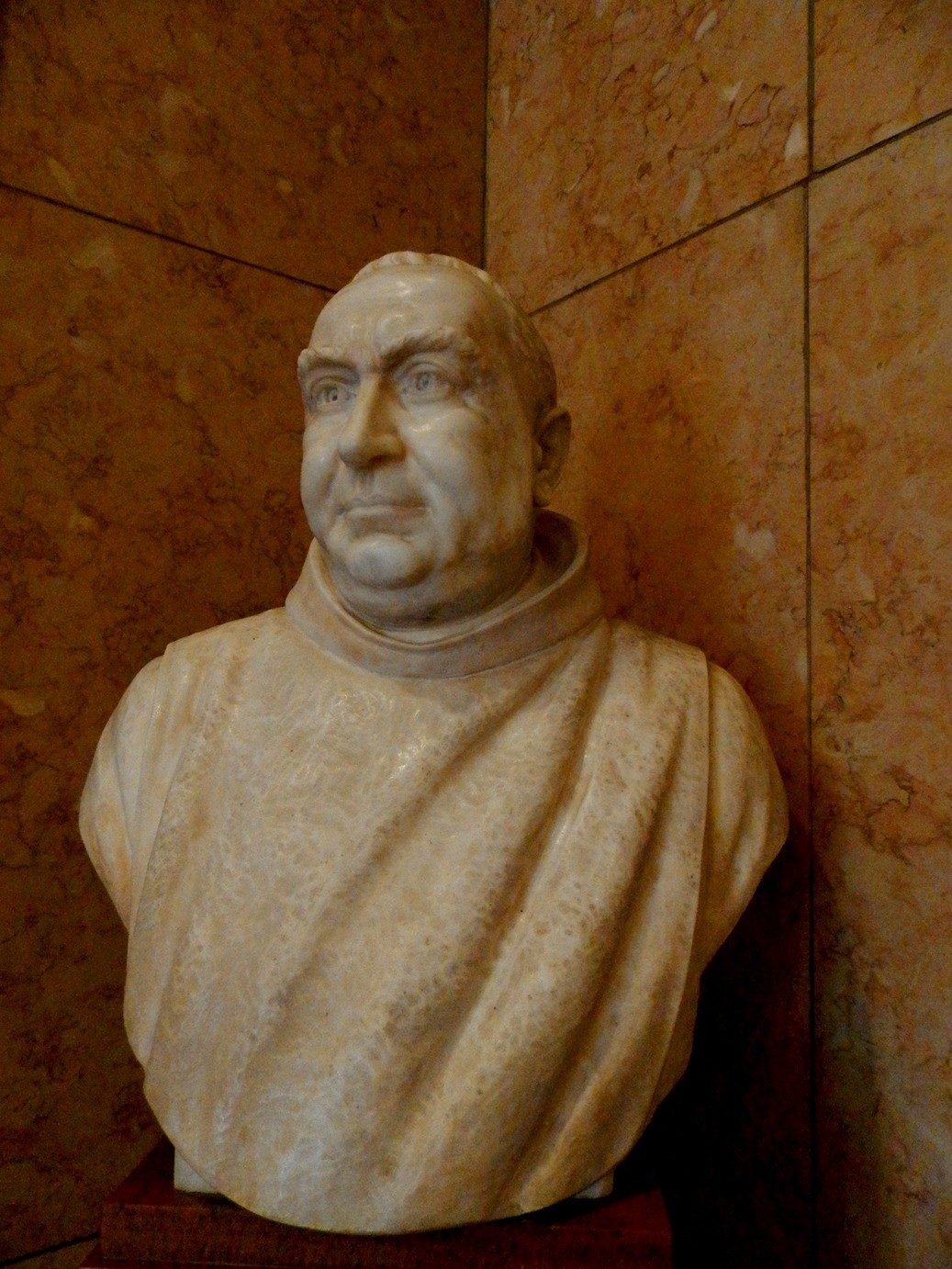 Faustino Calvo's Bust002.jpg